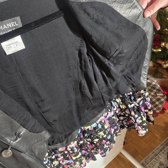 Chanel Sample Lambskin & Silk Runway Jacket – Multicolour Trim FR38 - Picture 10 of 13